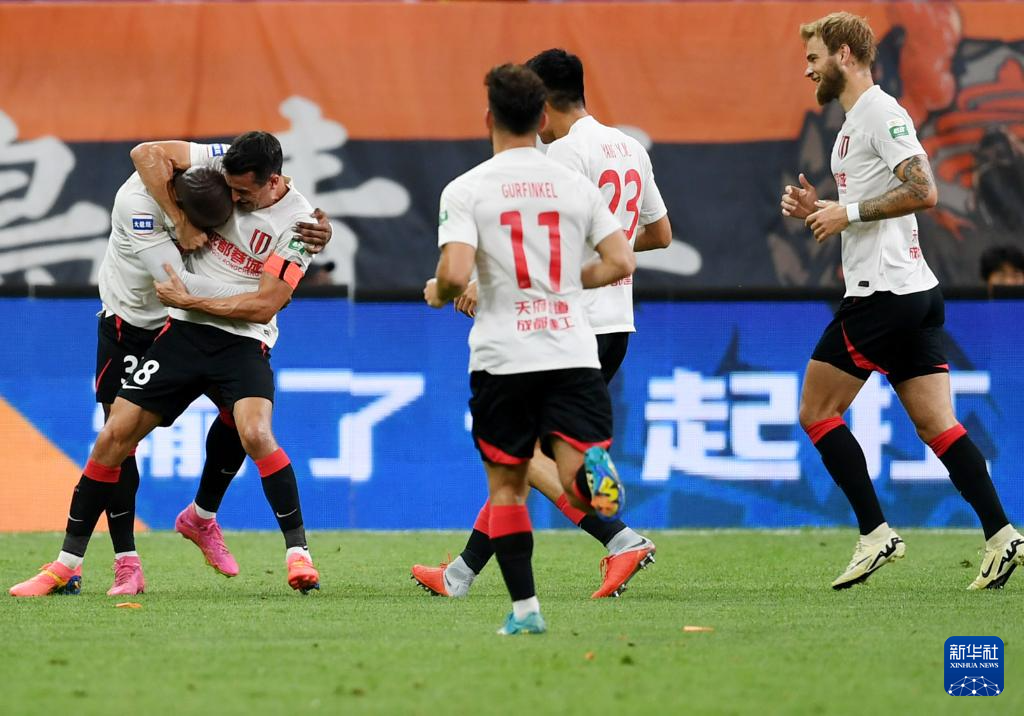 成都蓉城迎西甲关键赛,清晨队长鼓劲,震撼外界,阵容厚度经受考验的简单介绍