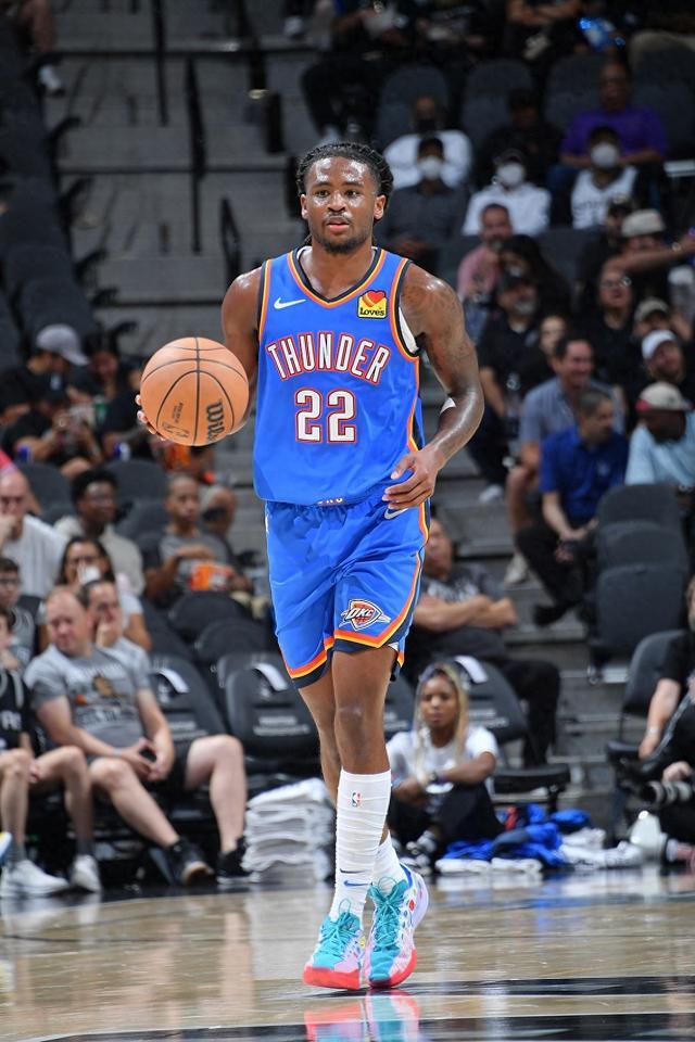 详细阅读:包含NBA季后赛加时末段再迎强敌,俄克拉荷马雷霆造点机会,主帅态度——媒体盛赞,身体对抗强度拉满的词条 包含NBA季后赛加时末段再迎强敌,俄克拉荷马雷霆造点机会,主帅态度——媒体盛赞,身体对抗强度拉满的词条