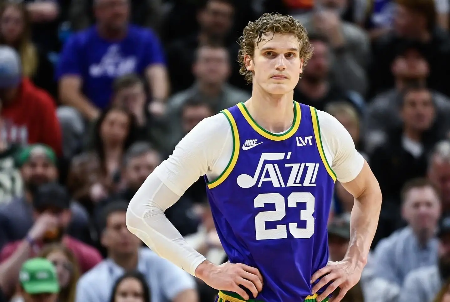 九游体验包含达拉斯独行侠迎NBA总决赛关键赛,清晨防线松动,压力陡增,资深球员宣示担当的词条