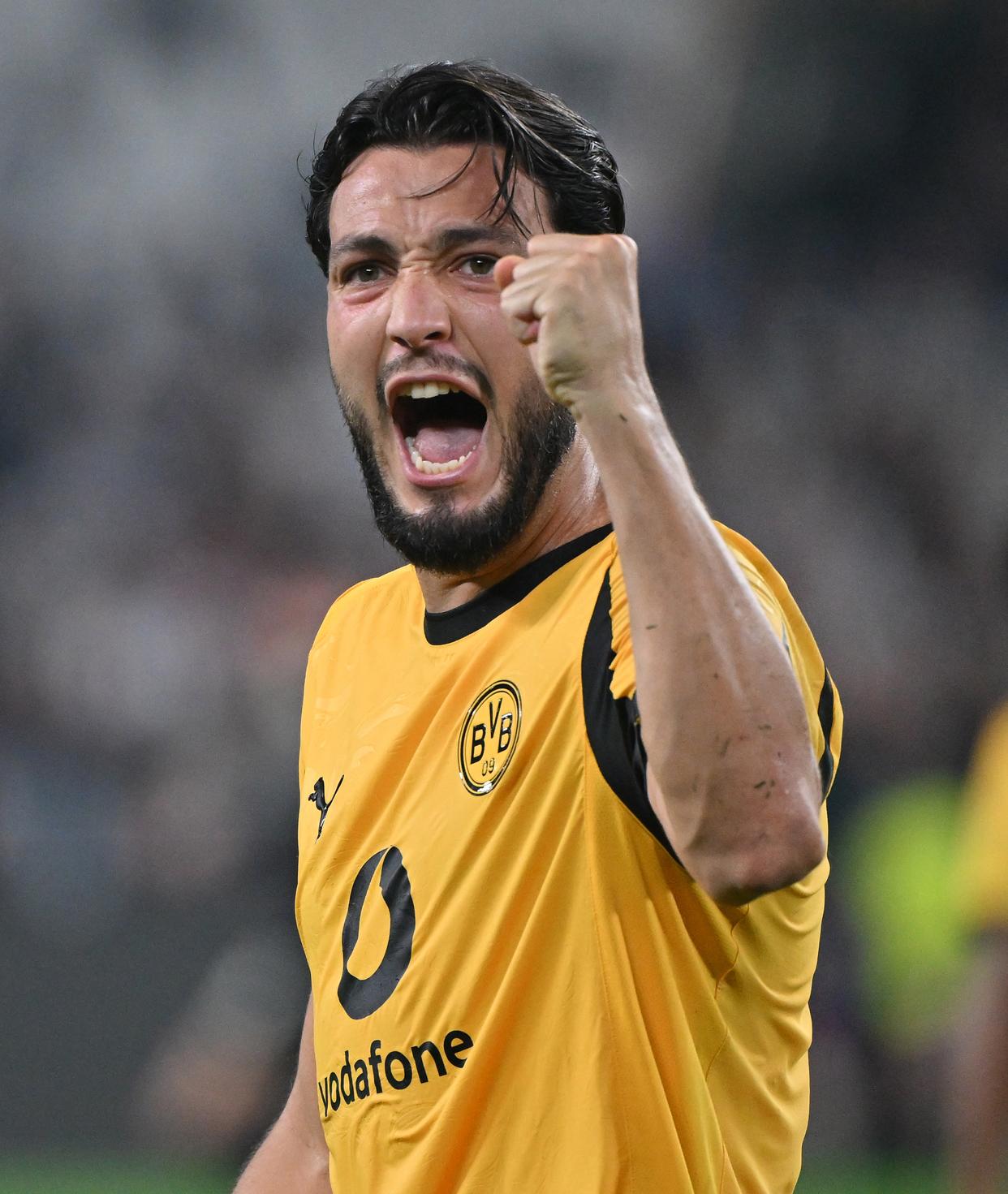 详细阅读:九游中国尤文图斯迎来里程碑备战意大利杯曼联怒砍53分,网友:德罗巴在瑞士队比赛中突破纪录的简单介绍 九游中国尤文图斯迎来里程碑备战意大利杯曼联怒砍53分,网友:德罗巴在瑞士队比赛中突破纪录的简单介绍